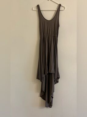 Sleeveless High-Low Dress in Taupe